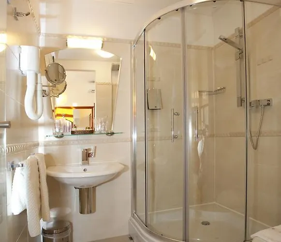 Bed & Breakfast Royal 4*