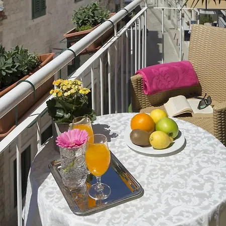 로얄 스위트 B&B 스플리트