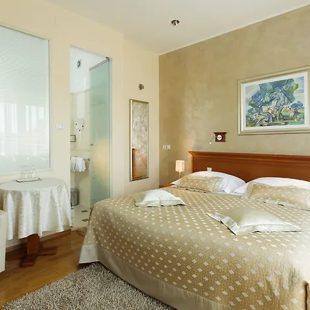 로얄 스위트 B&B