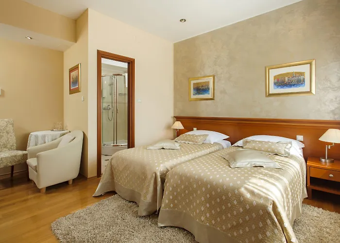 Royal Bed and breakfast 4*