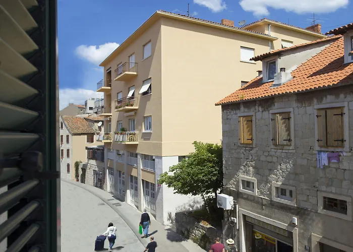 Royal Nocleg ze śniadaniem Split