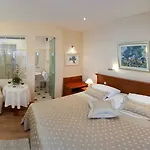 Bed & Breakfast Royal 4*
