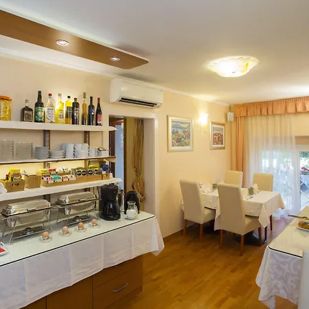 Frühstückspension Royal