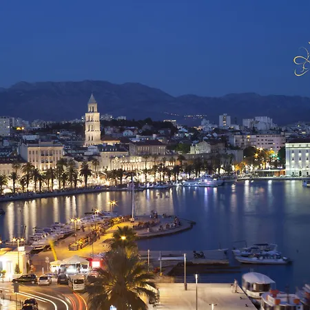 Royal Frühstückspension 4*