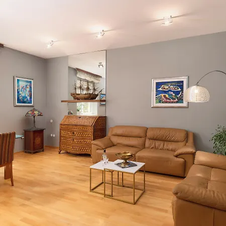 Frühstückspension Royal 4*