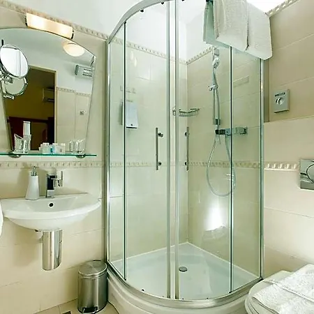 Bed & Breakfast Royal 4*