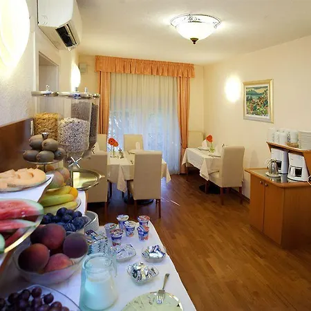 B&B 로얄 스위트 스플리트