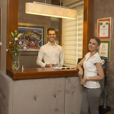 Royal Frühstückspension