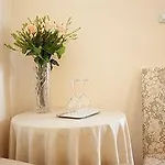 Bed and breakfast Royal 4*